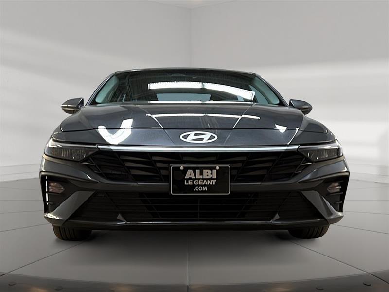 hyundai Elantra 2025 - 2