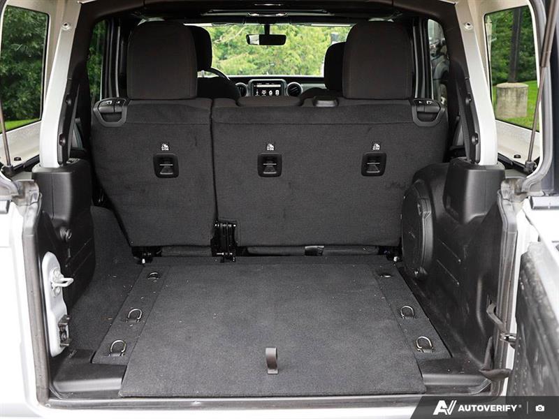 jeep Wrangler 2023 - 11