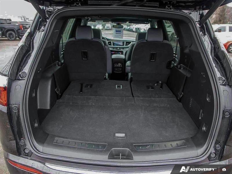 buick Enclave 2023 - 14