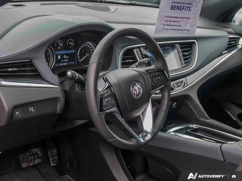 buick Enclave 2023 - 16