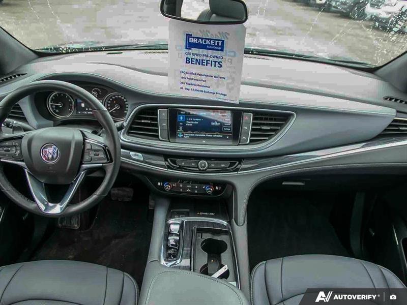 buick Enclave 2023 - 28