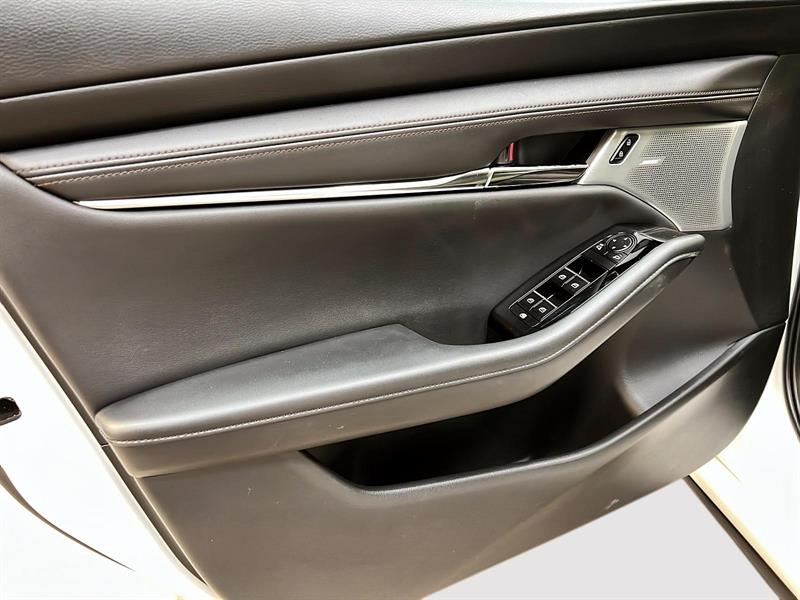 mazda Mazda3 Sport 2024 - 25