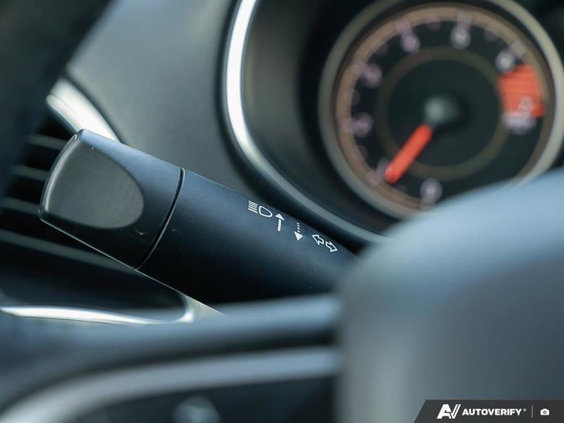 jeep Cherokee 2019 - 16