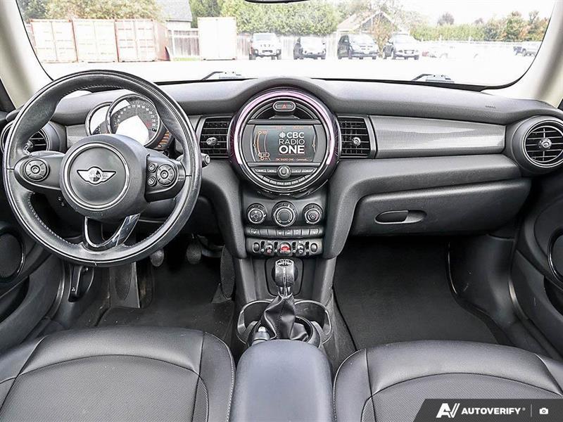 mini Cooper toit rigide 2017 - 25