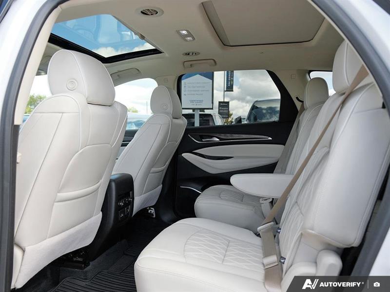 buick Enclave 2022 - 29