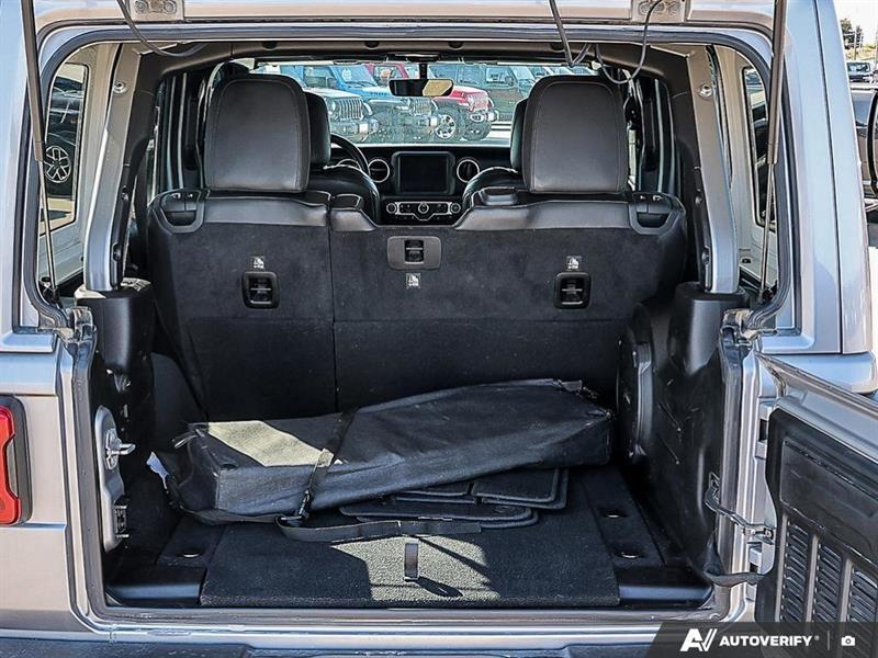 jeep Wrangler Unlimited 2018 - 11