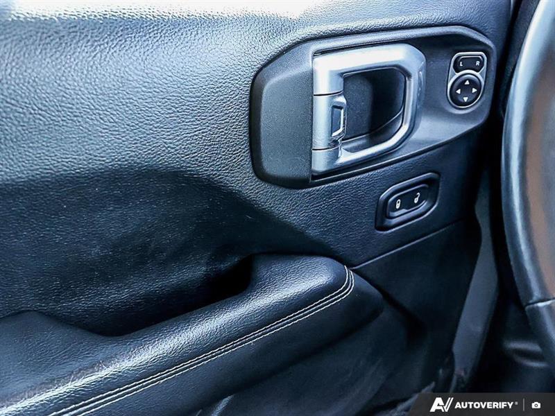 jeep Wrangler Unlimited 2018 - 17