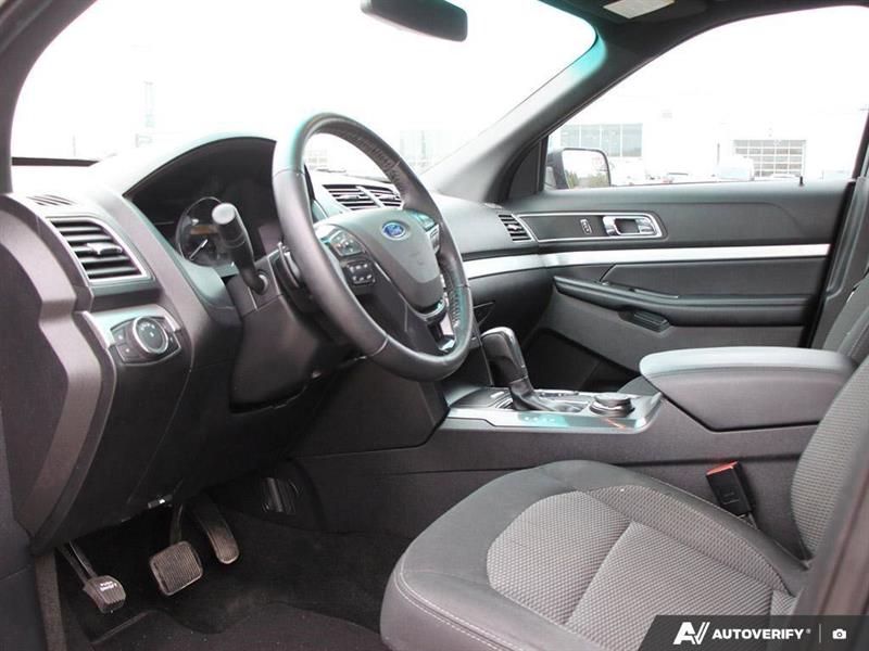 ford Explorer 2017 - 16