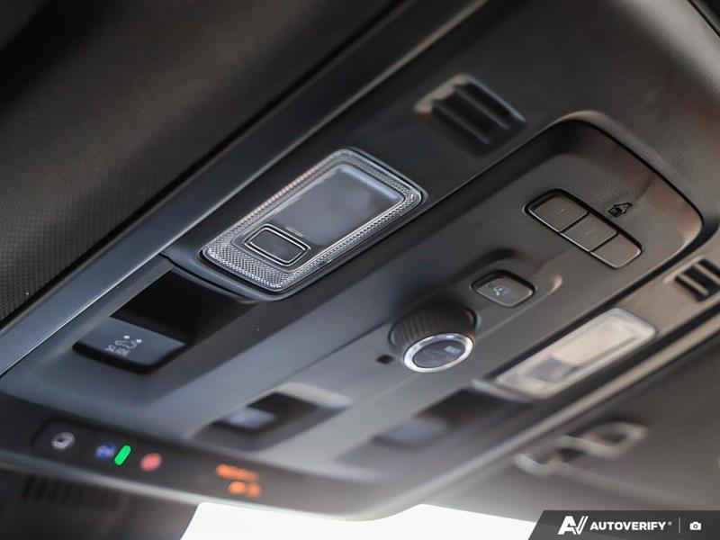 chevrolet Suburban 2024 - 25