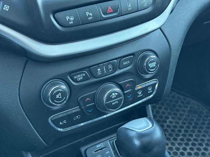 jeep Cherokee 2015 - 14