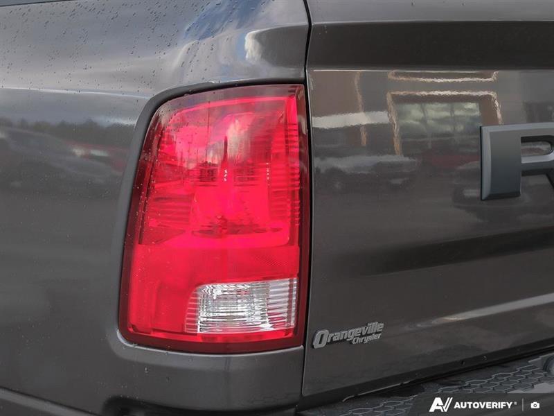 ram 1500 Classic 2023 - 12