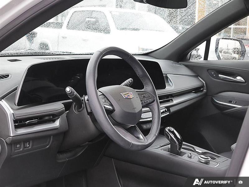 cadillac XT4 2024 - 13