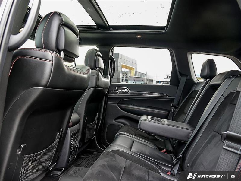 jeep Grand Cherokee 2017 - 24