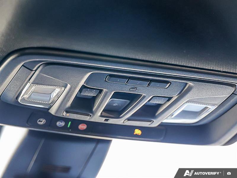 chevrolet Silverado 1500 2020 - 25