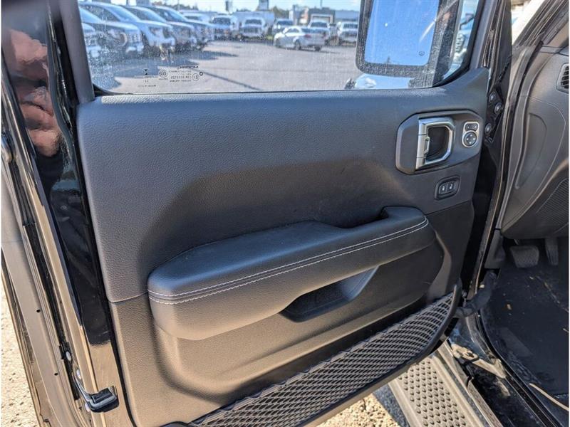 jeep Wrangler 2023 - 11