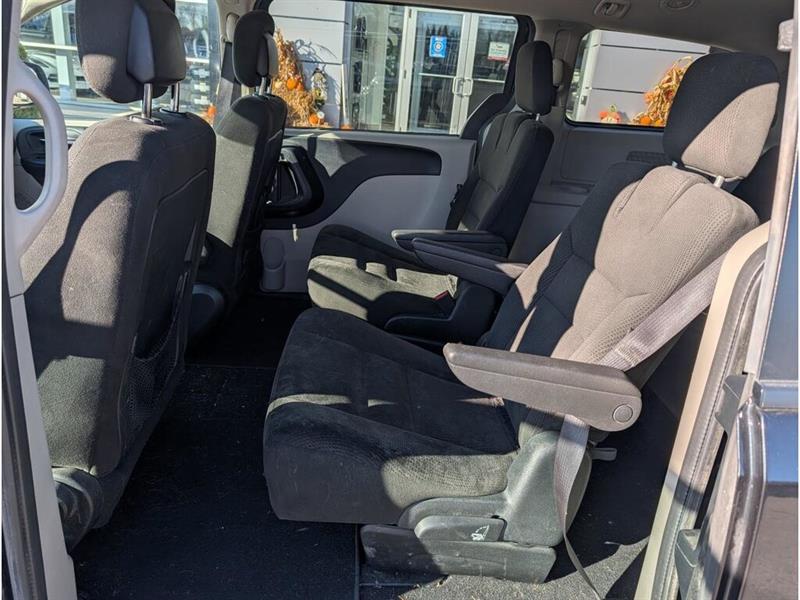 dodge Grand Caravan 2017 - 12