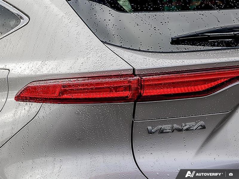 toyota Venza 2022 - 12