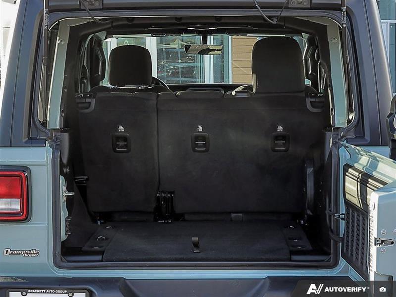 jeep Wrangler 2023 - 11