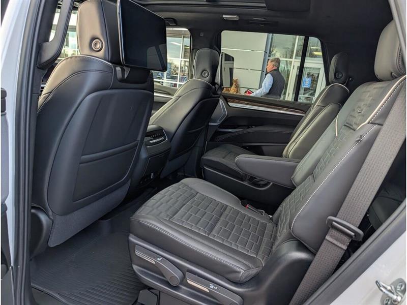 cadillac Escalade 2025 - 12