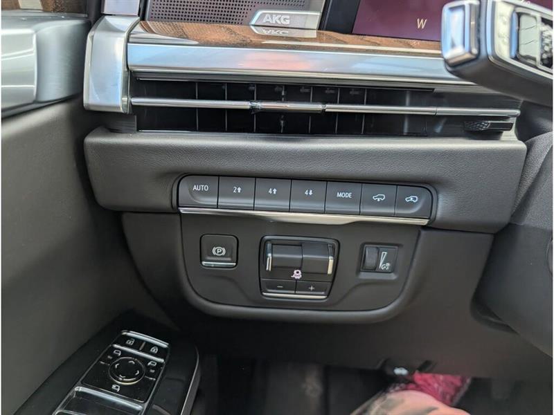 cadillac Escalade 2025 - 17