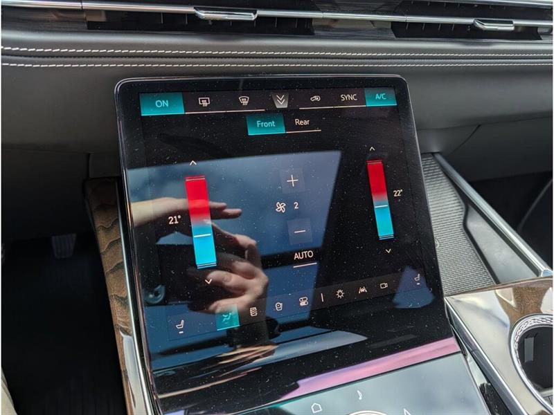 cadillac Escalade 2025 - 23