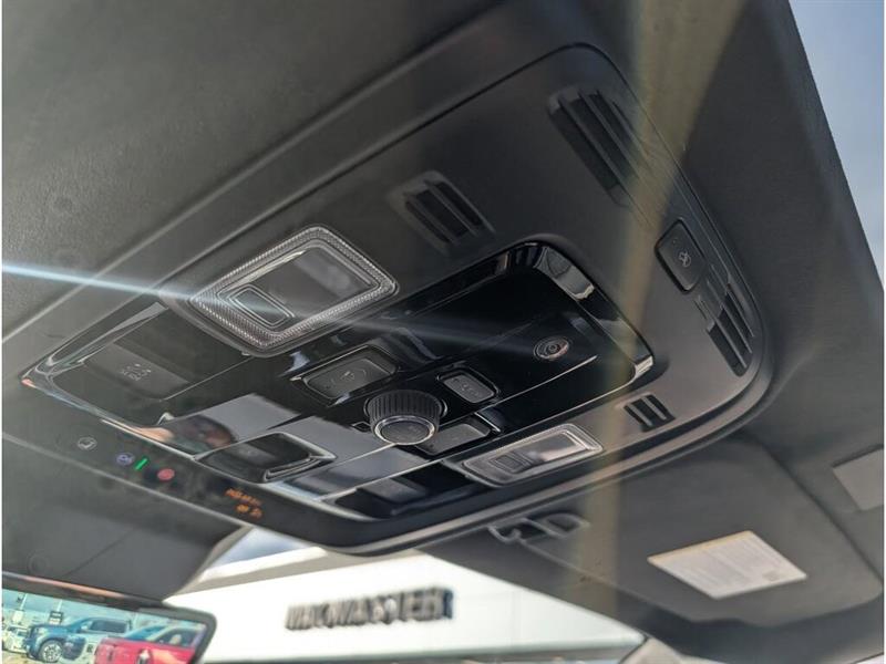 cadillac Escalade 2025 - 26