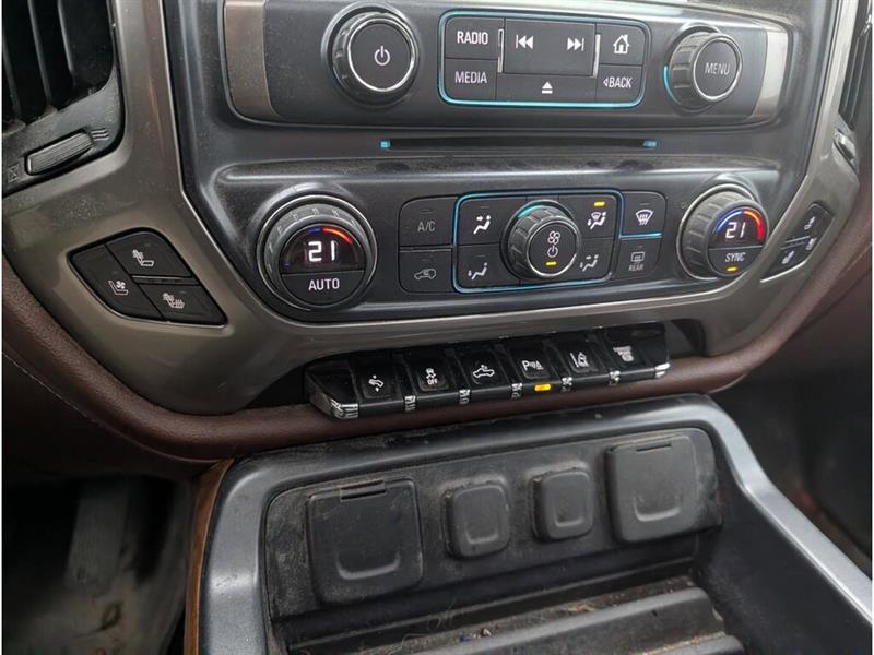 chevrolet Silverado 2500HD 2018 - 21