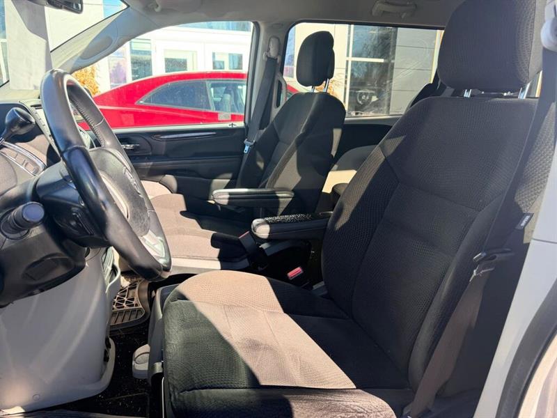 dodge Grand Caravan 2017 - 14