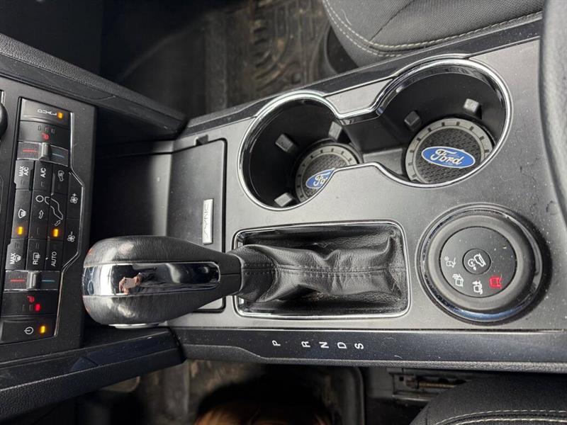 ford Explorer 2019 - 16