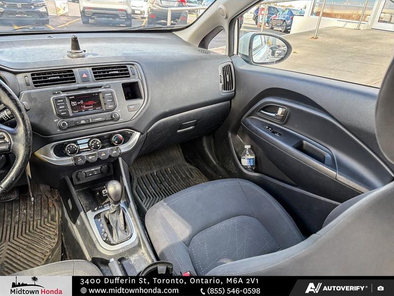 kia Rio 2012 - 29