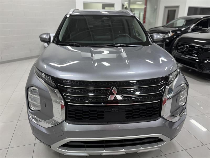 mitsubishi Outlander 2023 - 2