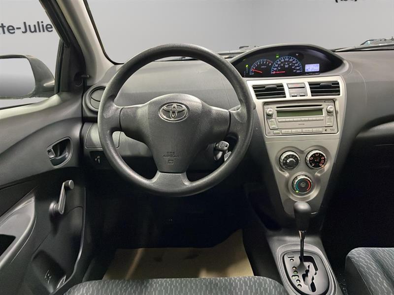 toyota Yaris 2009 - 12