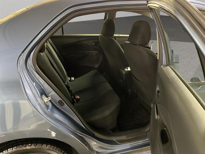 toyota Yaris 2009 - 18