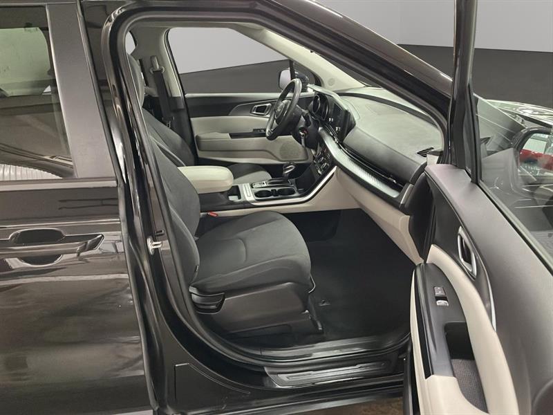 kia Carnival 2022 - 18