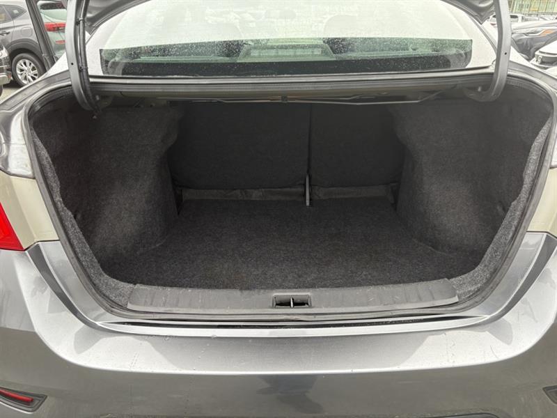 nissan Sentra 2017 - 21