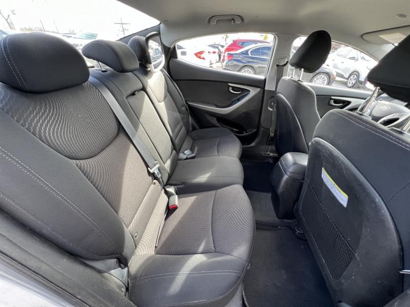 hyundai Elantra 2016 - 18