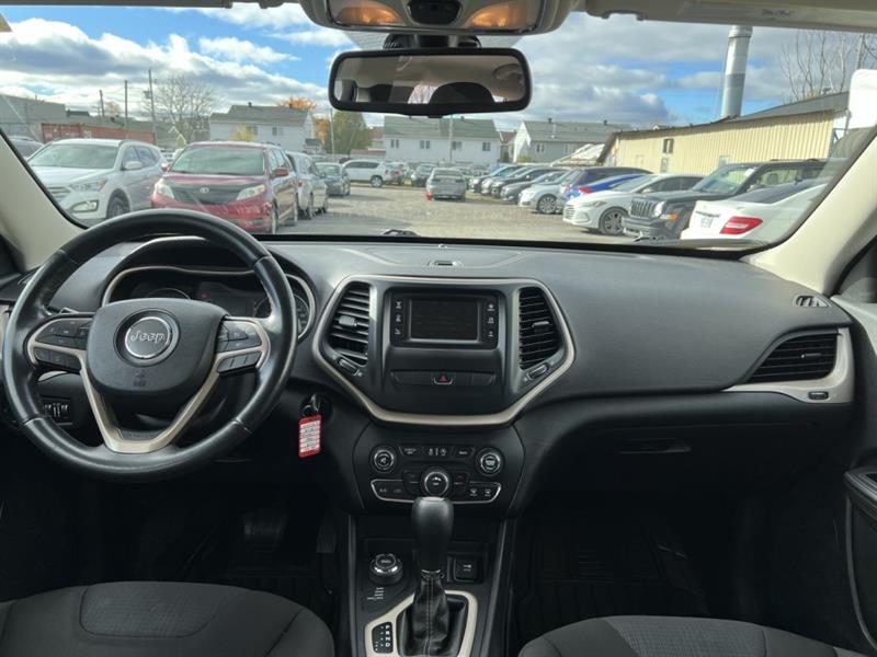 jeep Cherokee 2015 - 10