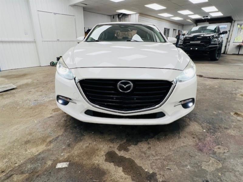 mazda Mazda3 2017 - 2