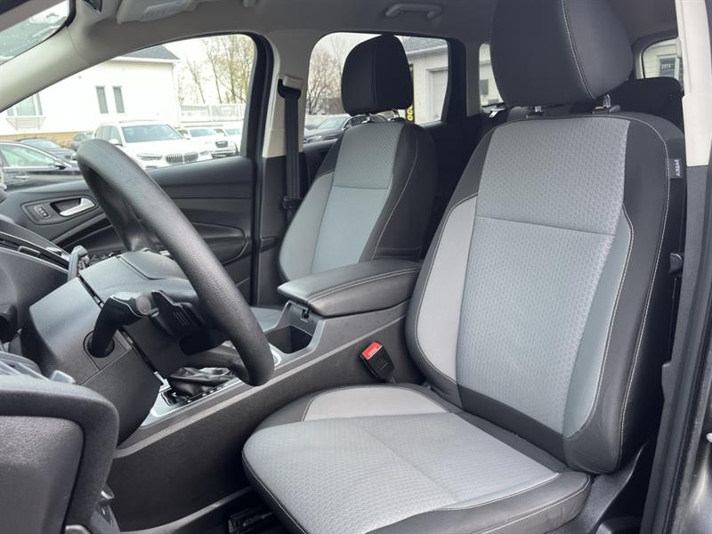 ford Escape 2017 - 16