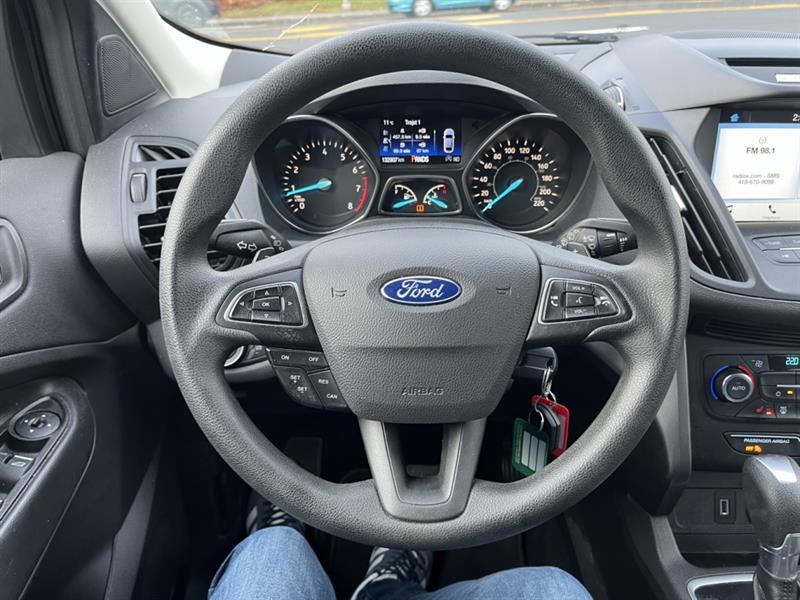 ford Escape 2017 - 23