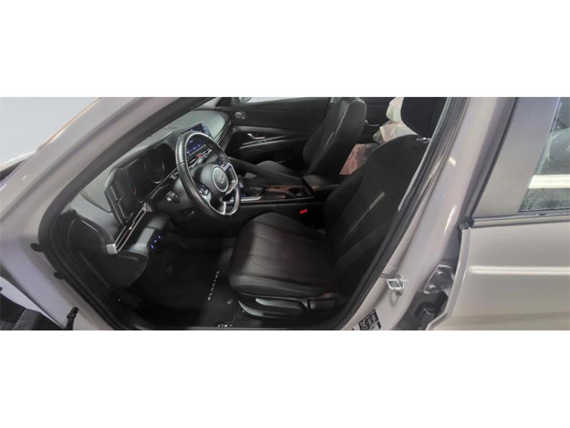 hyundai Elantra 2021 - 17