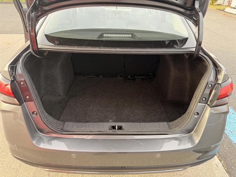 nissan Versa 2022 - 8