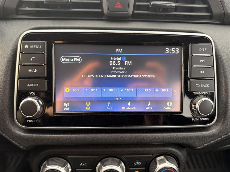 nissan Versa 2022 - 17