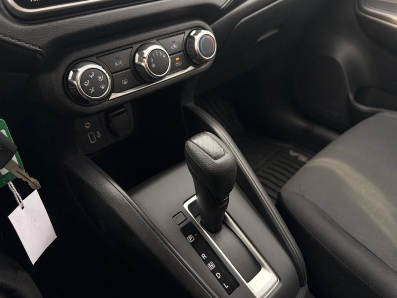 nissan Versa 2022 - 19