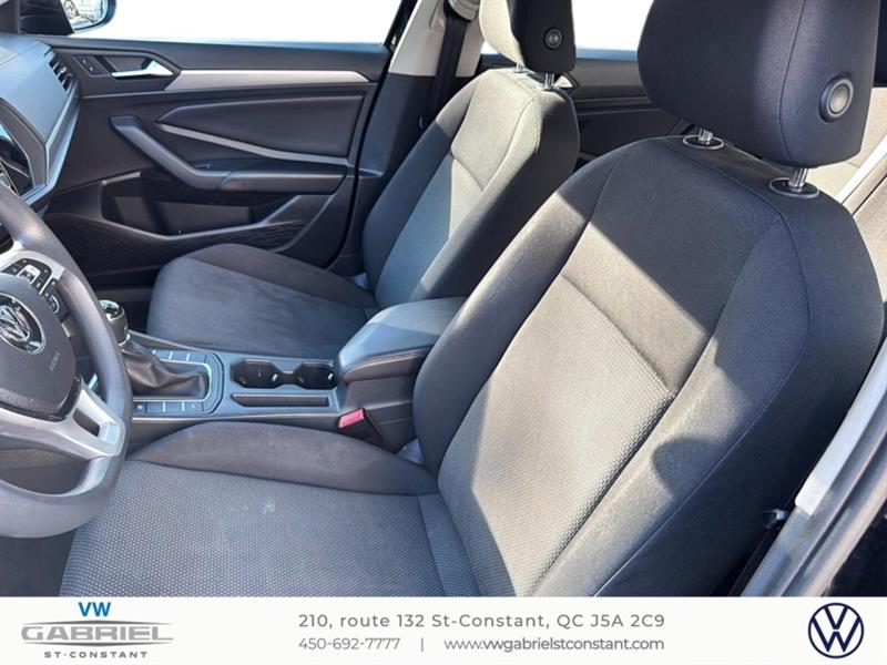 volkswagen Jetta 2019 - 10