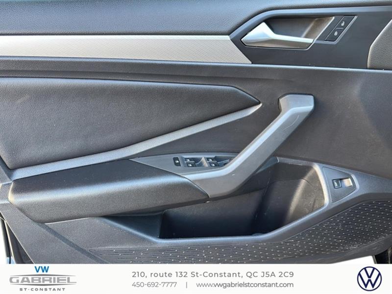 volkswagen Jetta 2019 - 12