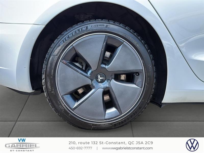 tesla Model 3 2023 - 8