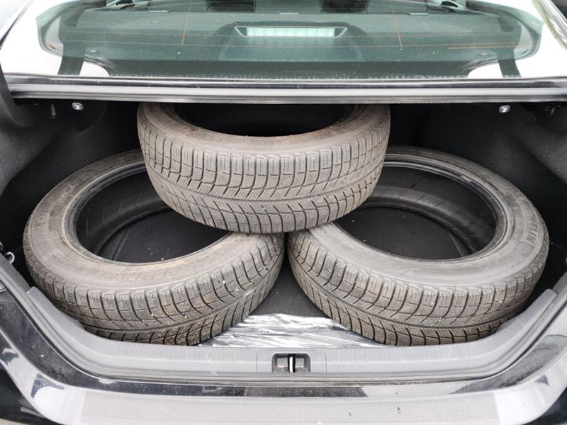 toyota Camry 2021 - 3