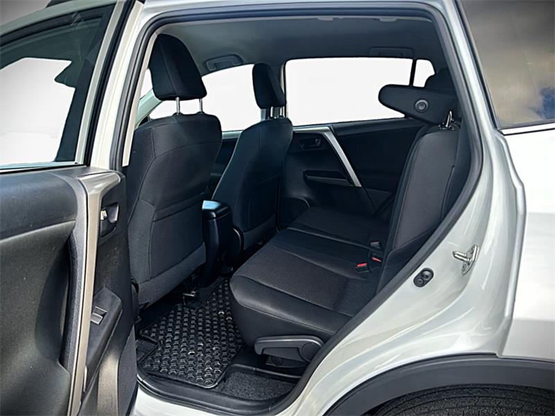 toyota RAV4 2017 - 24