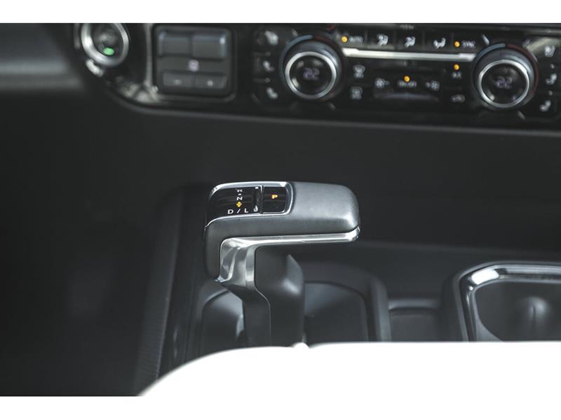 chevrolet Silverado 1500 2023 - 32